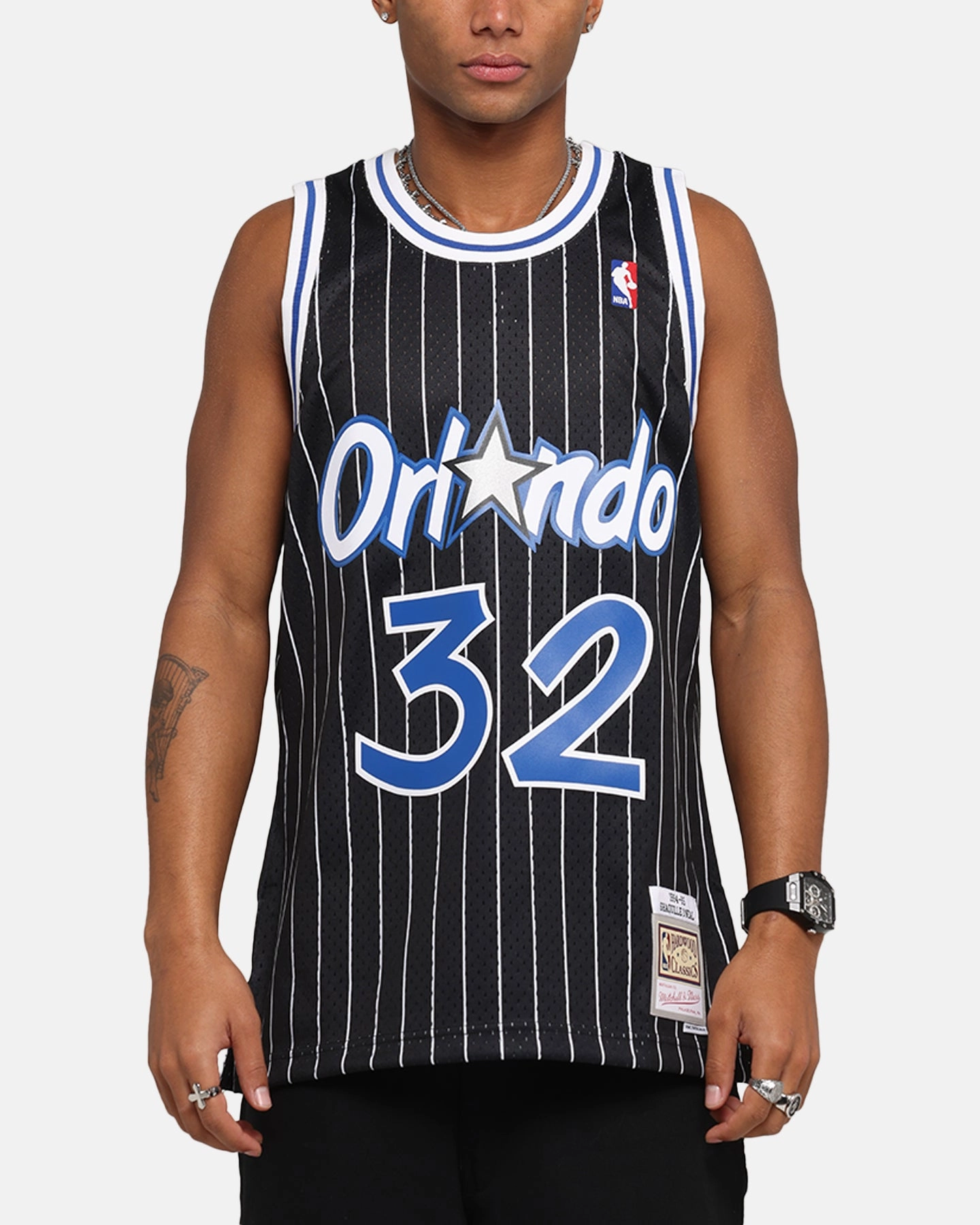 Mitchell & Ness Orlando Magic Shaquille O'Neal '94-'95 #32 Alternate Swingman Jersey Black/White Adaptable Fit Abrasion Resistant Zones