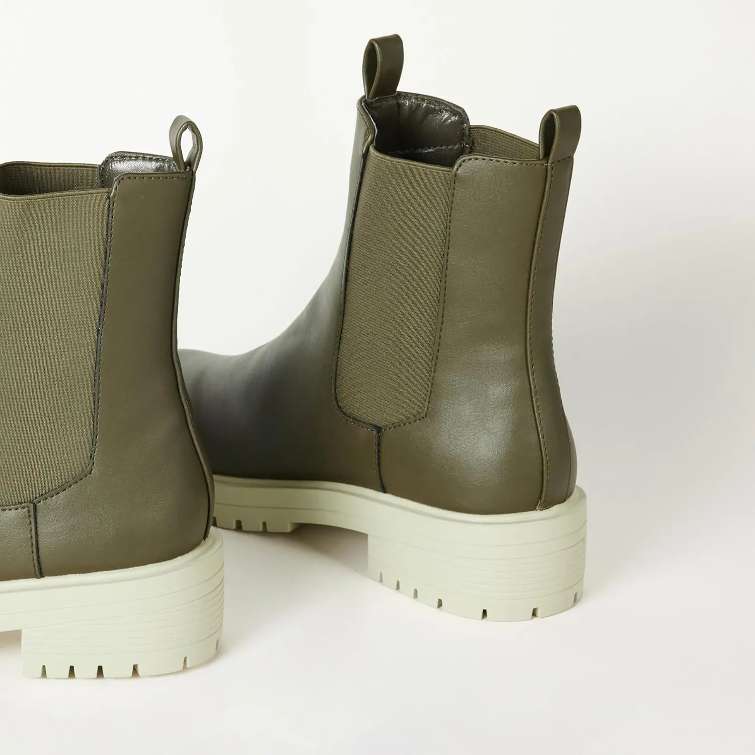 The Drop Women's Saviah Chunky Sole Pull-On Chelsea Boot