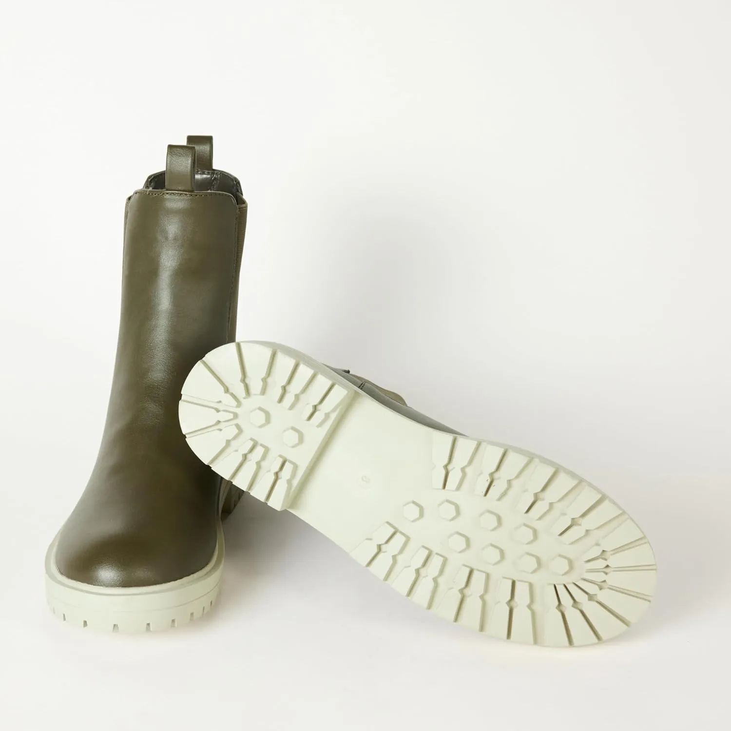 The Drop Women's Saviah Chunky Sole Pull-On Chelsea Boot
