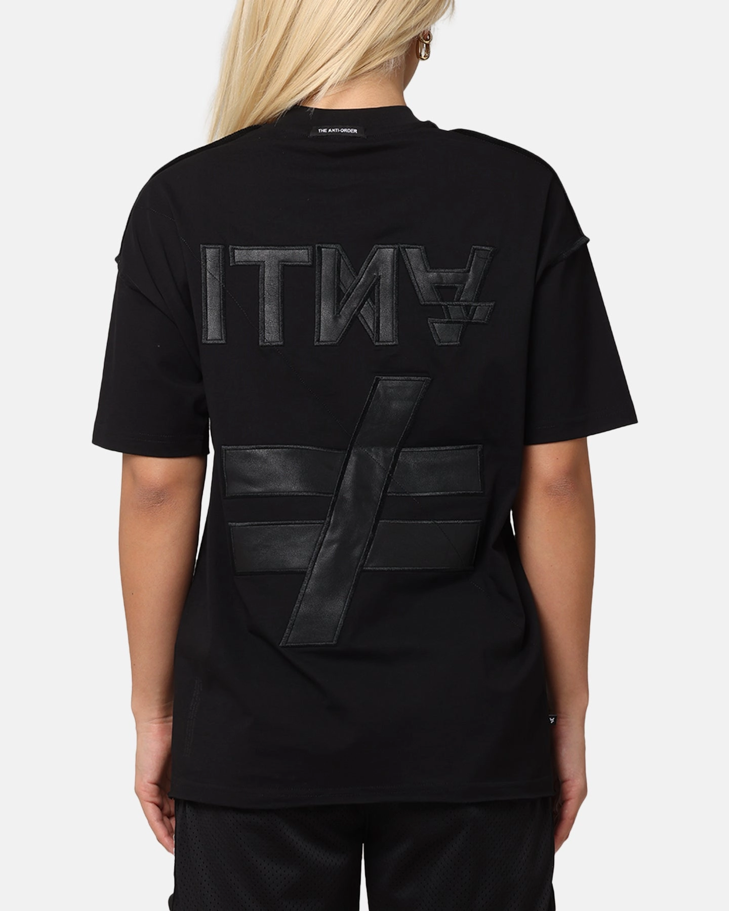 The Anti Order Symbolism Non Seam Oversized T-Shirt Black/Black Casual layering piece Relaxed Torso Fit