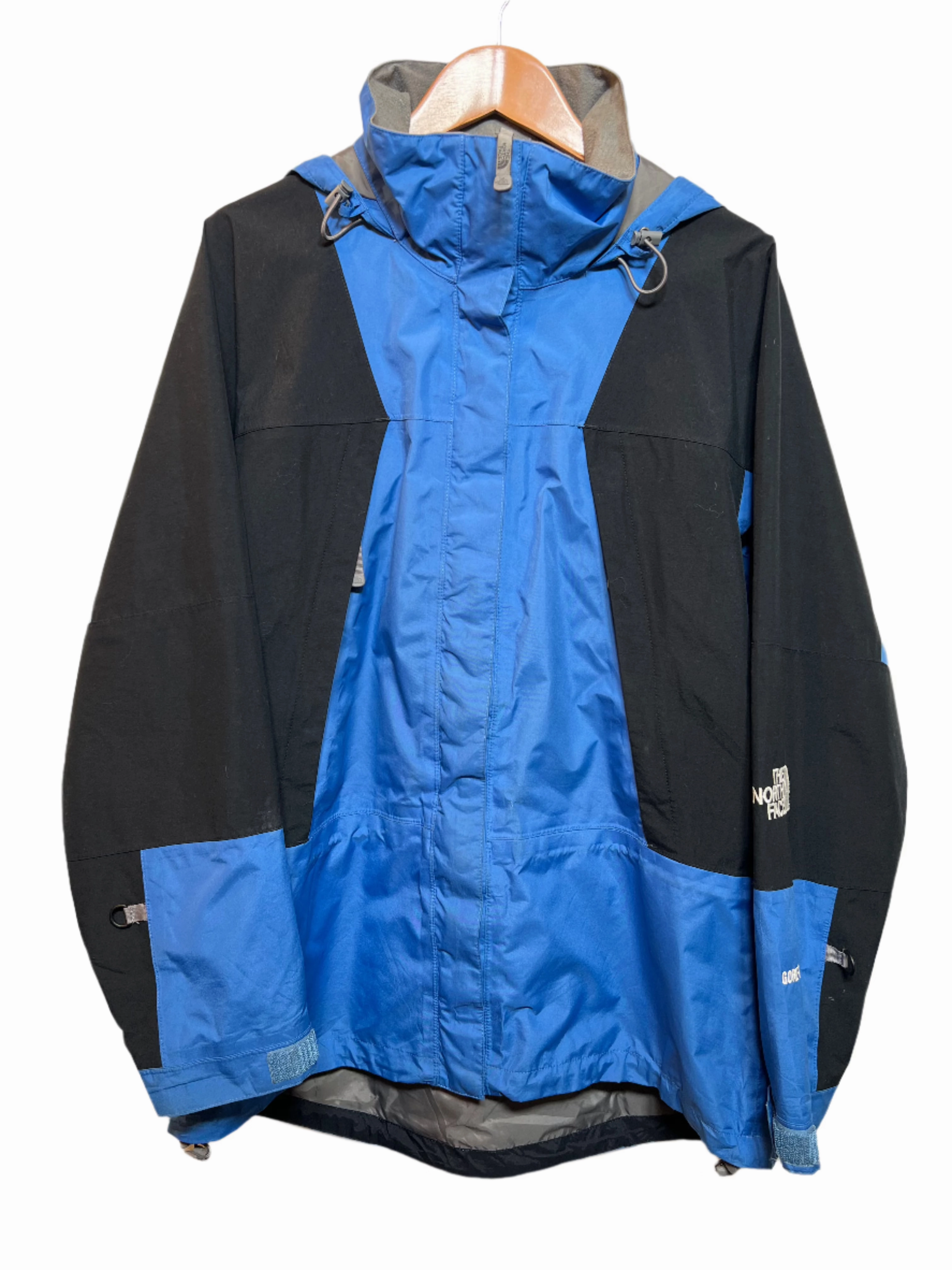 The North Face Women's Blue Black Rain Coat (Size L) Soft Touch Soft Lined Interior