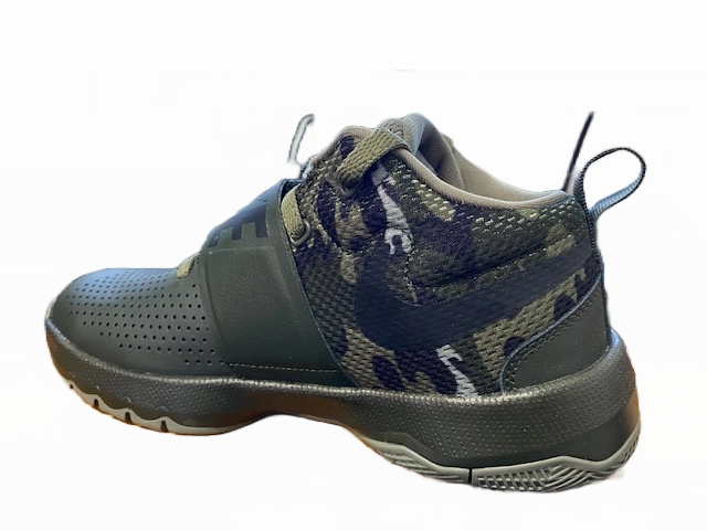 flexibility - training Nike scarpa da basket da junior Team Hustle 8 881941 301 olive