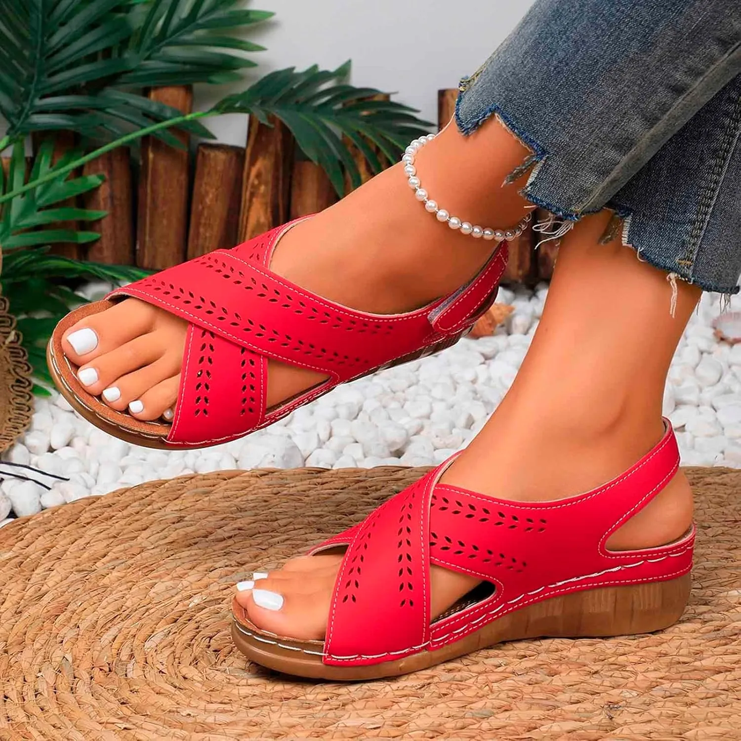 Trendy Women's Sandals Everyday Casual Wear Open Toe Solid Hollow Design Wedge Heel Summer Season Sandals for Women