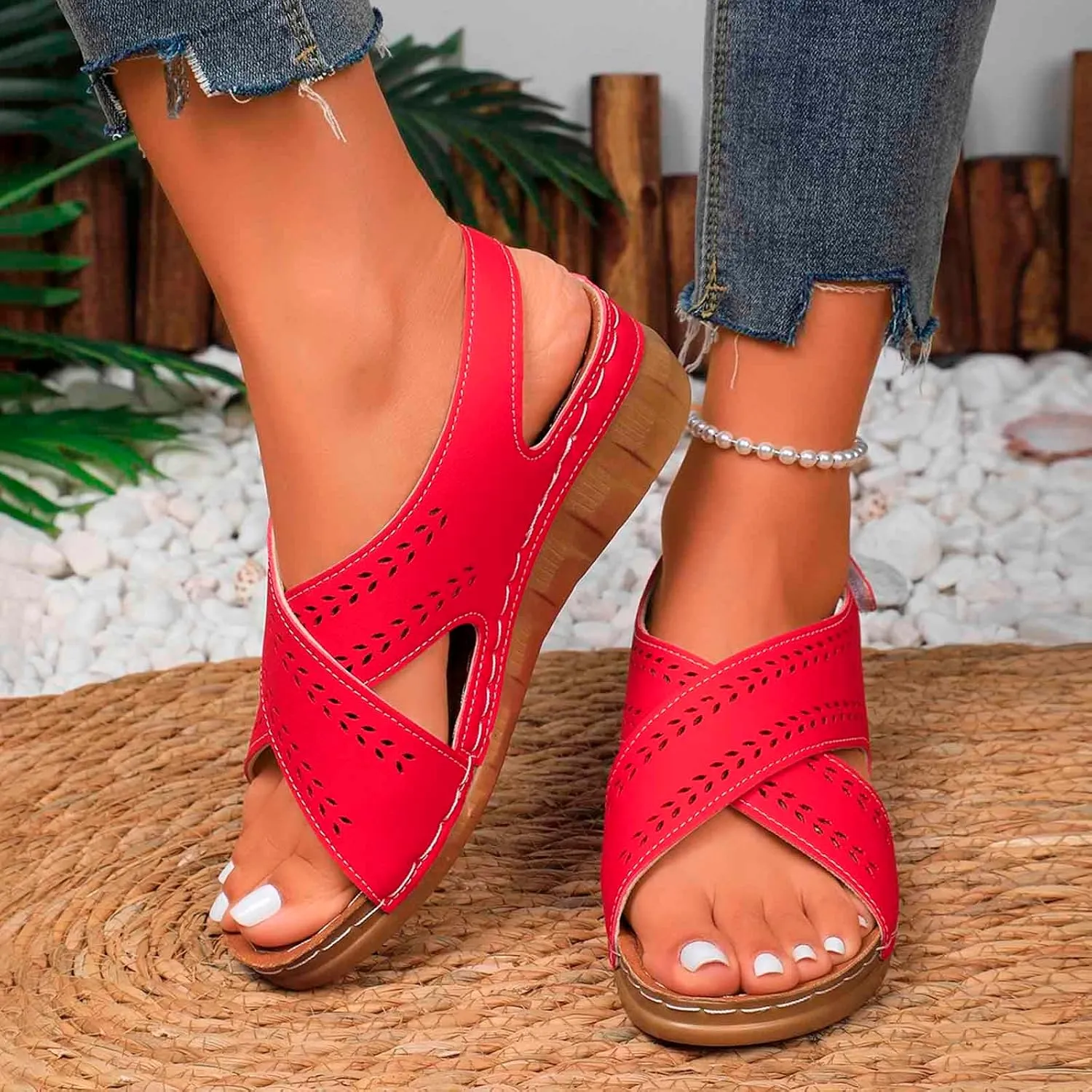 Trendy Women's Sandals Everyday Casual Wear Open Toe Solid Hollow Design Wedge Heel Summer Season Sandals for Women