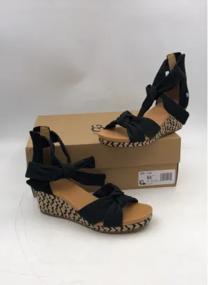 UGG Women's Yarrow 1119992 Black Wedge Heel Espadrille Sandals - Size 6.5 M