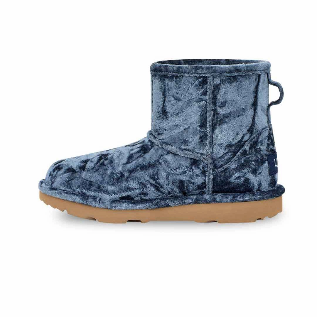 UGG? - Kids' (Junior) Classic Mini II Velvet Boots (1142070K-OCN) Calm Texture Padded Ankle Collar
