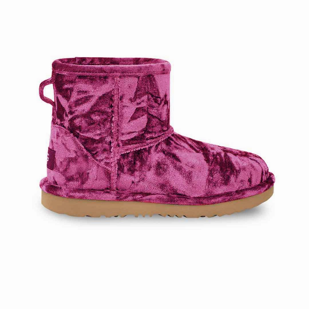 Balance Focus UGG? - Kids' (Junior) Classic Mini II Velvet Boots (1142070K-RSPS)