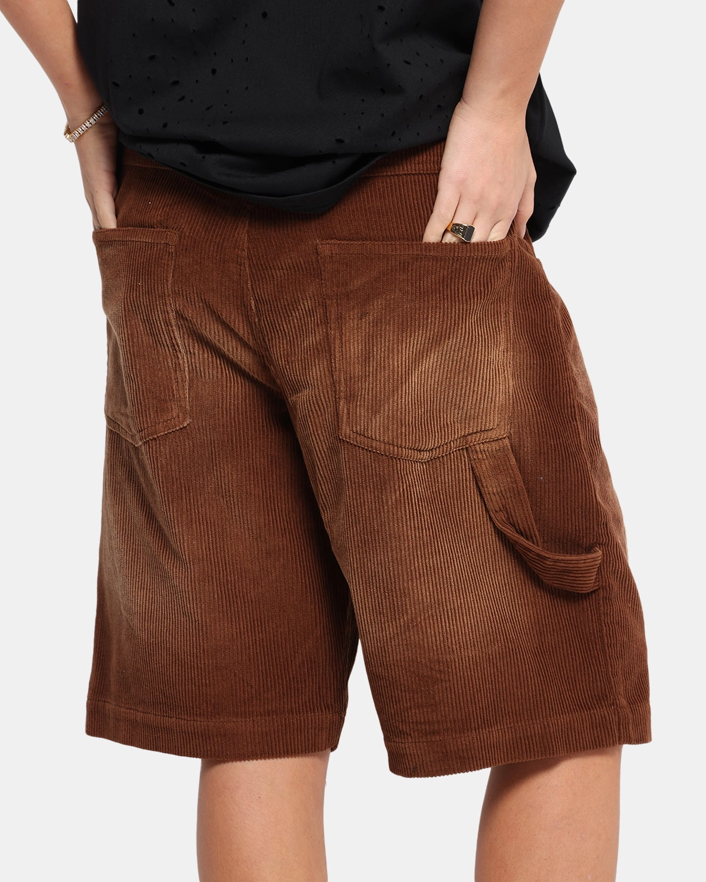 Sporty Layer Everyday Essential XXIII Corduroy Wash Jorts Brown