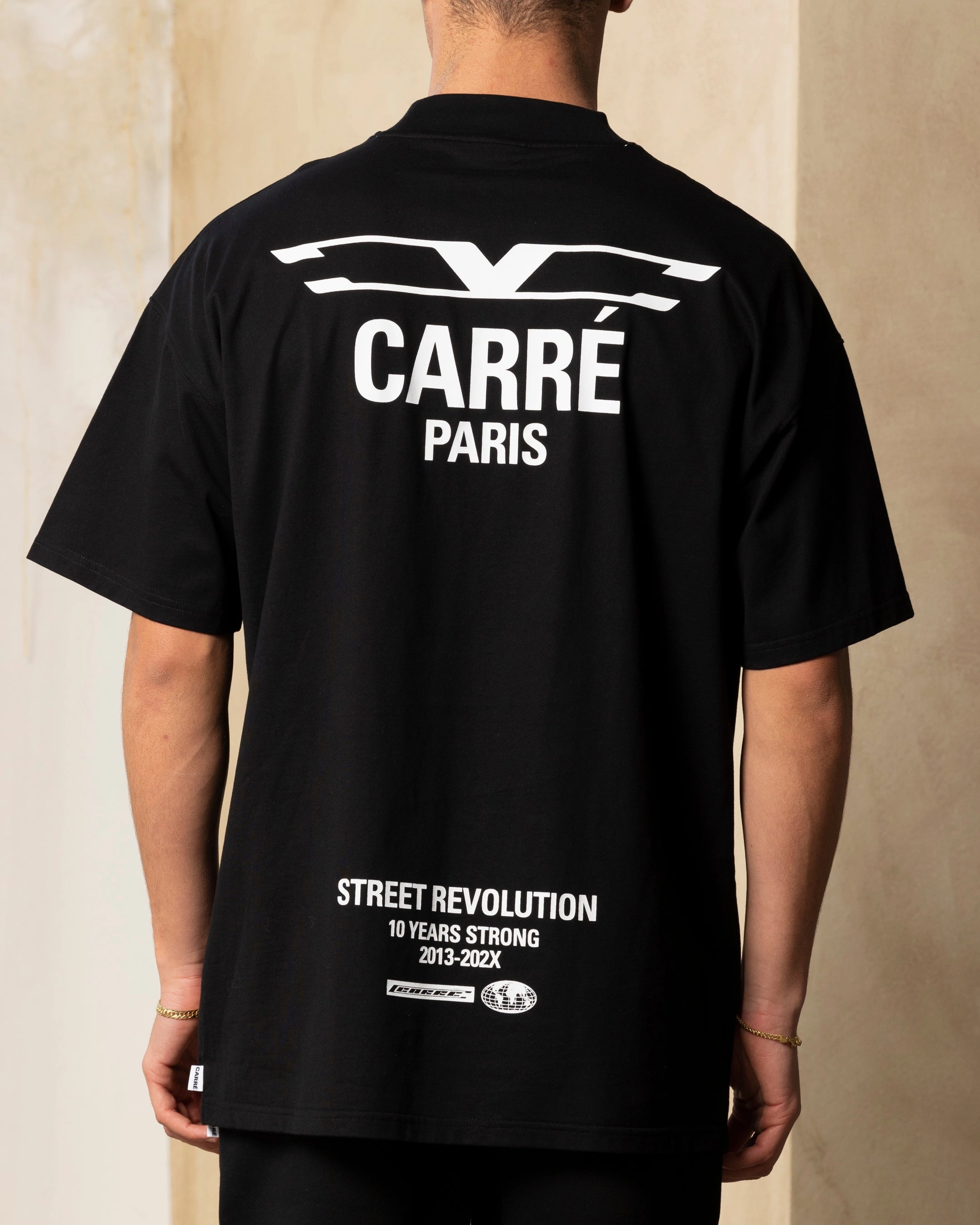 Timeless Style Carre Revolution Oversized T-Shirt Black
