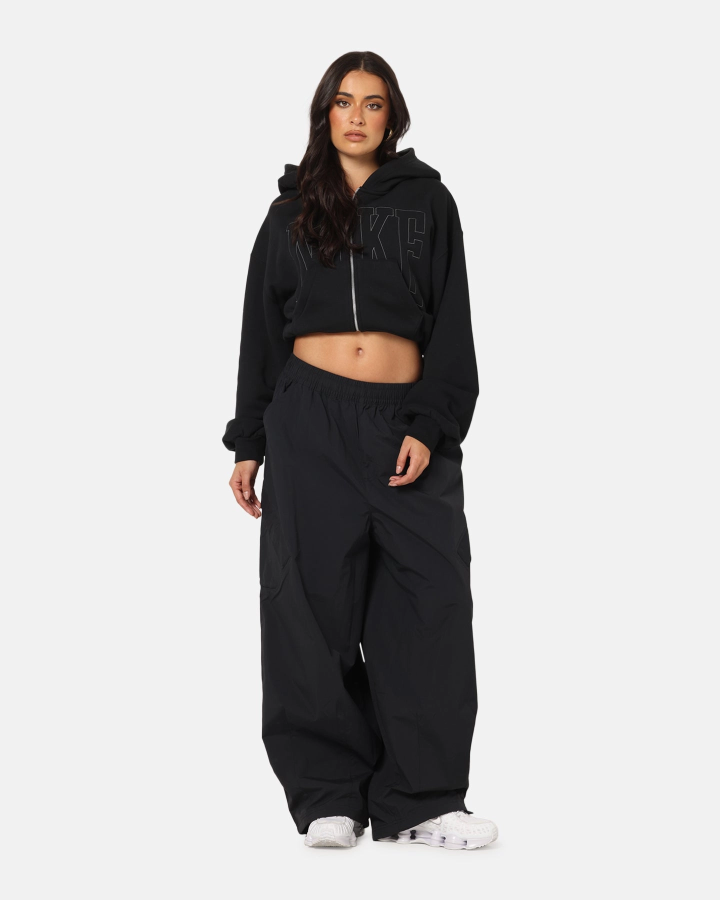 Jordan Women's Flight Chicago Parachute Pants Black Fashionable Look