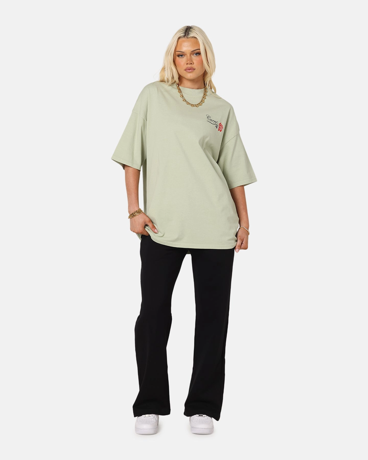 Minimalistic Wear Carre Rara Oversized T-Shirt Sage