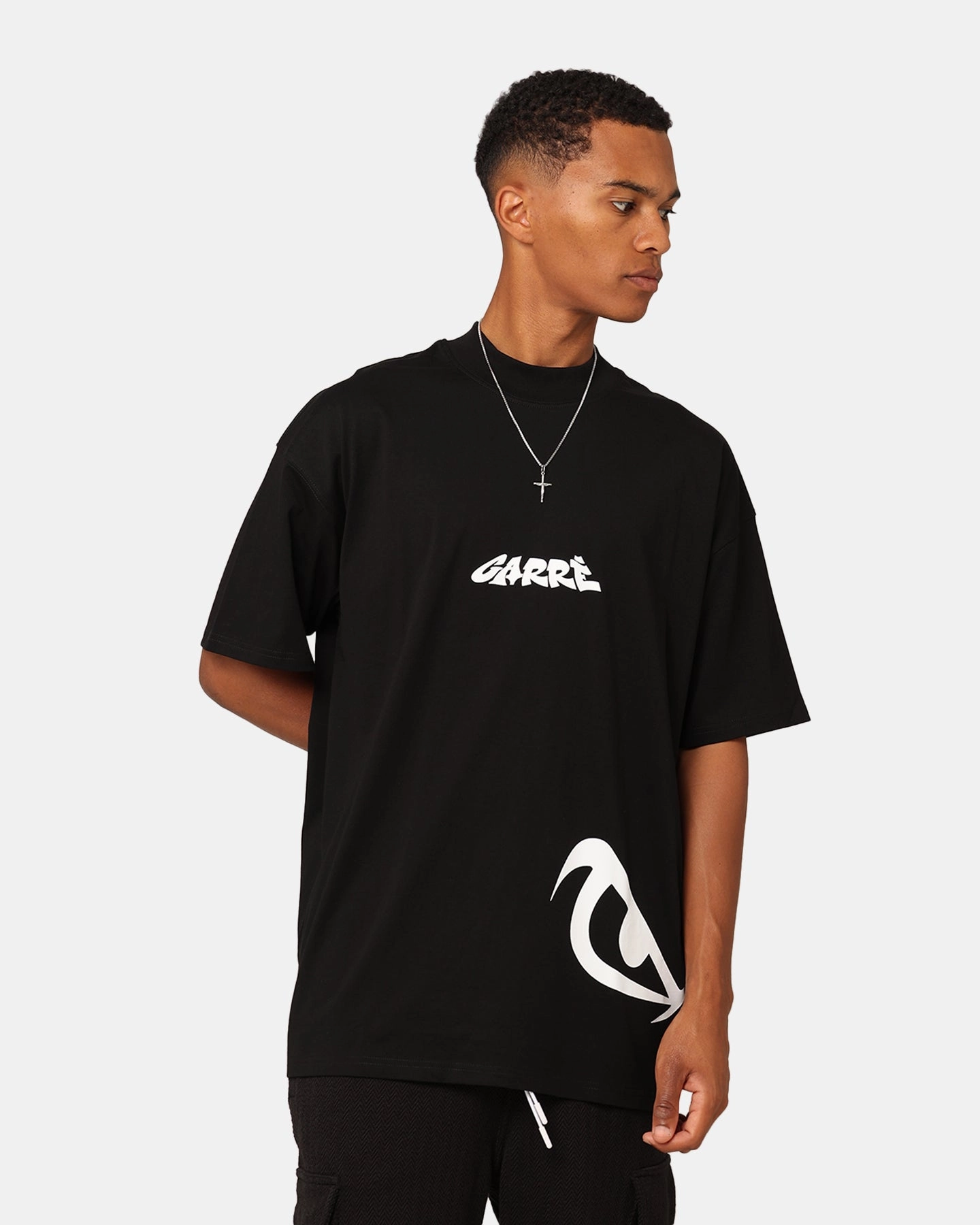Soft Cotton Feel Cozy Style Carre Eyes Oversized T-Shirt Black