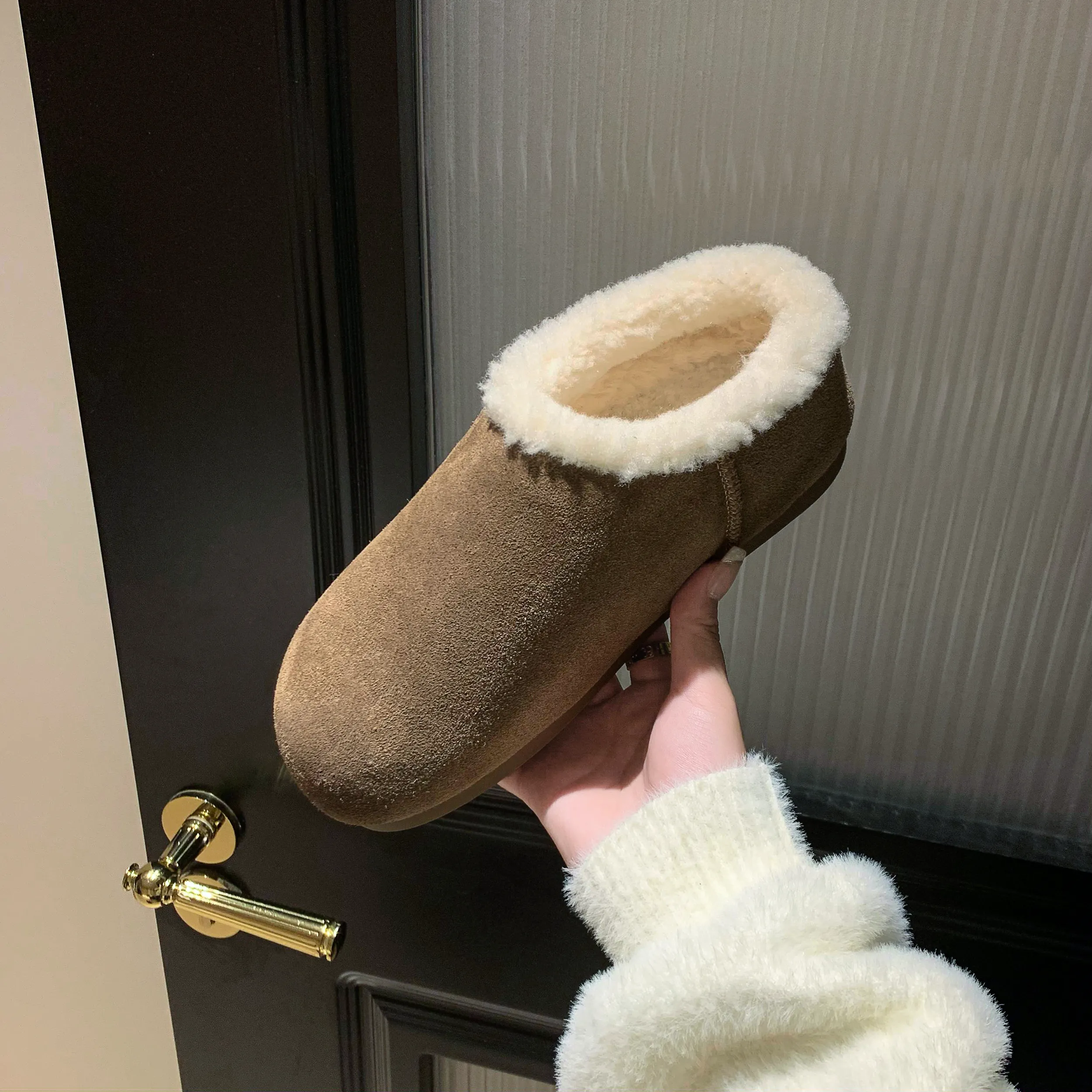 USS Shoes Romina Women's Plush Winter Snow Flat Slipper