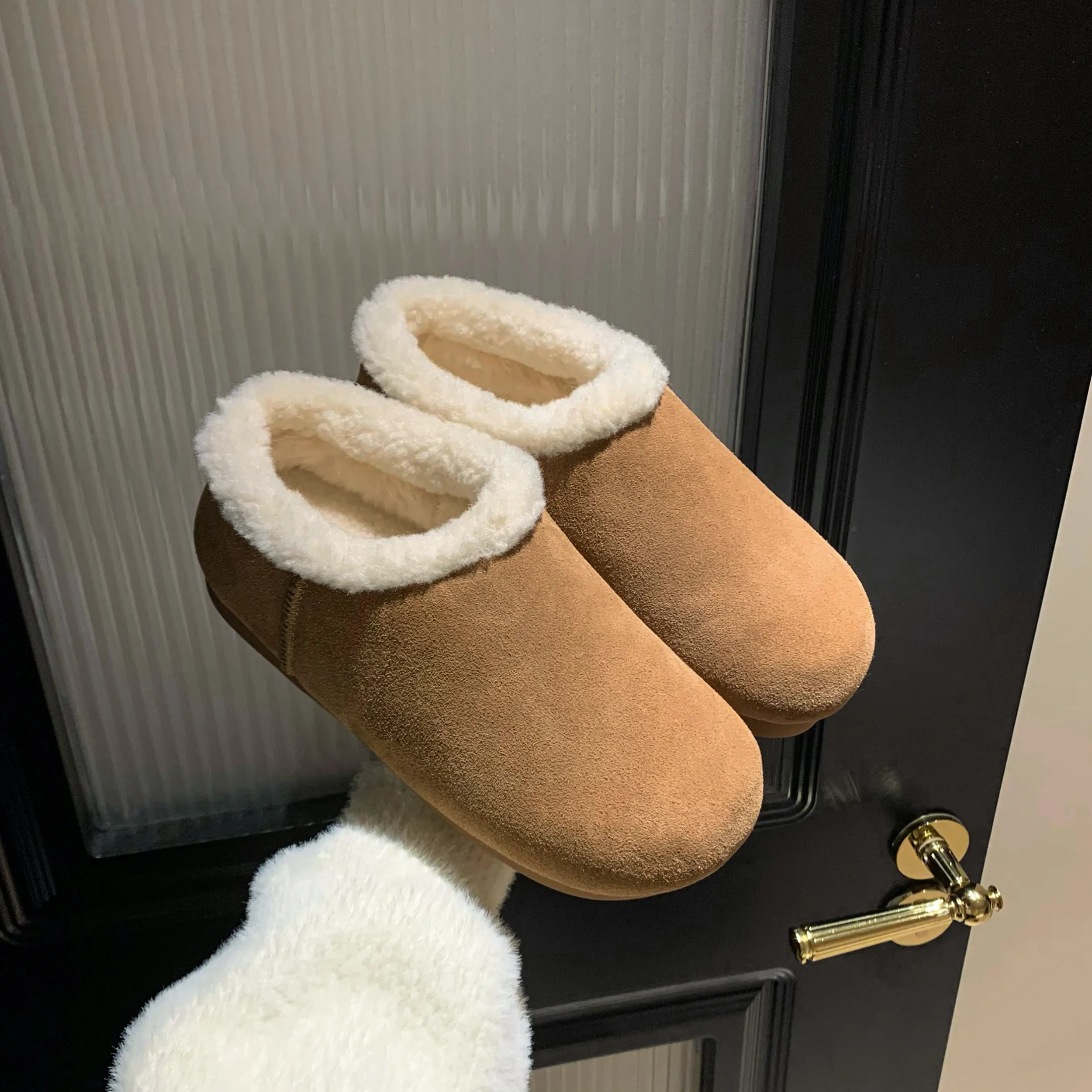 USS Shoes Romina Women's Plush Winter Snow Flat Slipper