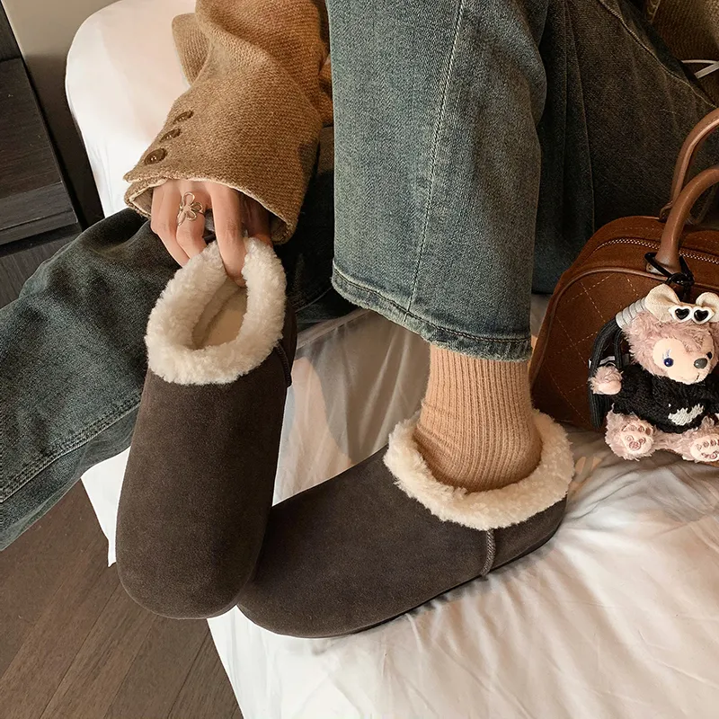 USS Shoes Romina Women's Plush Winter Snow Flat Slipper