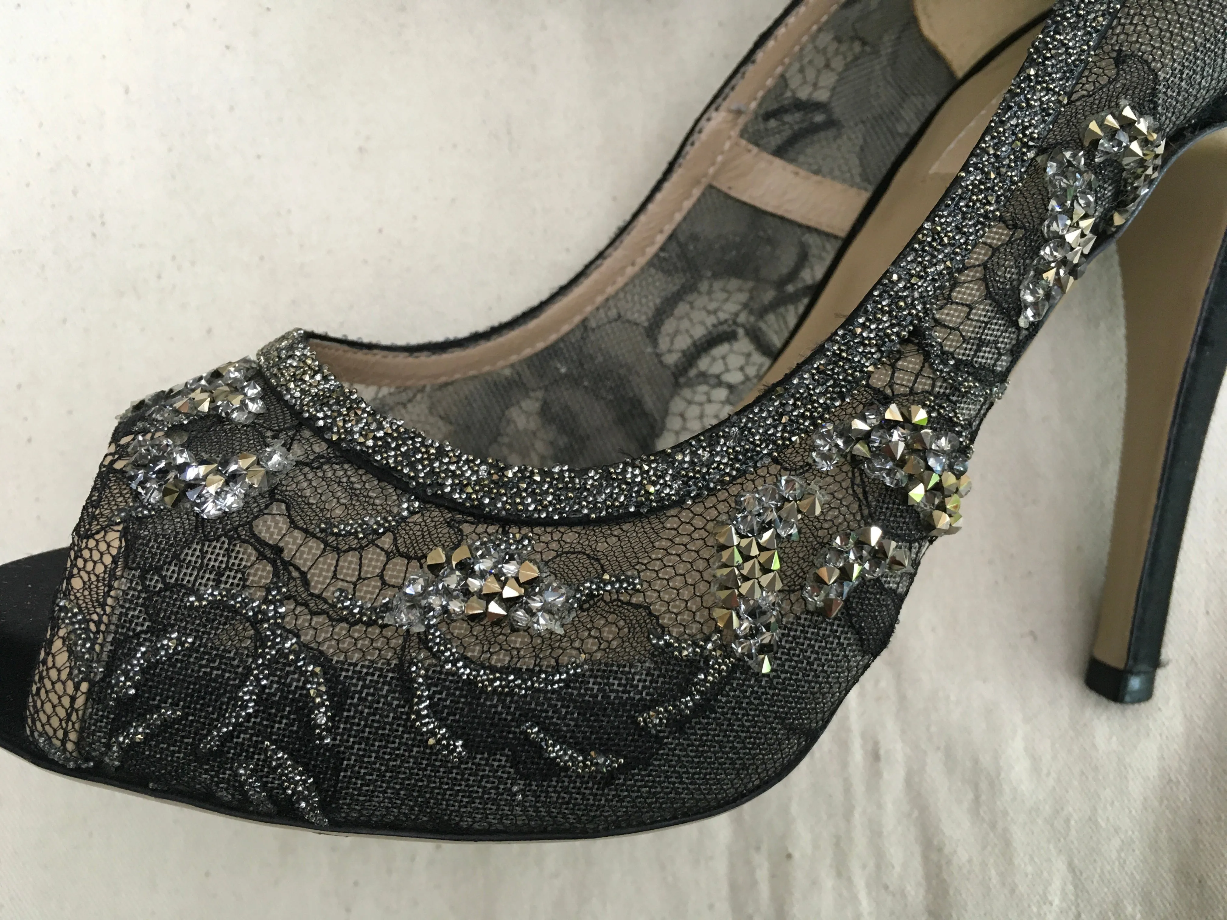 Valentino Women's Black Crystal Lace Platform Pump Shoes Size 36 UK 3 US 6 ladies