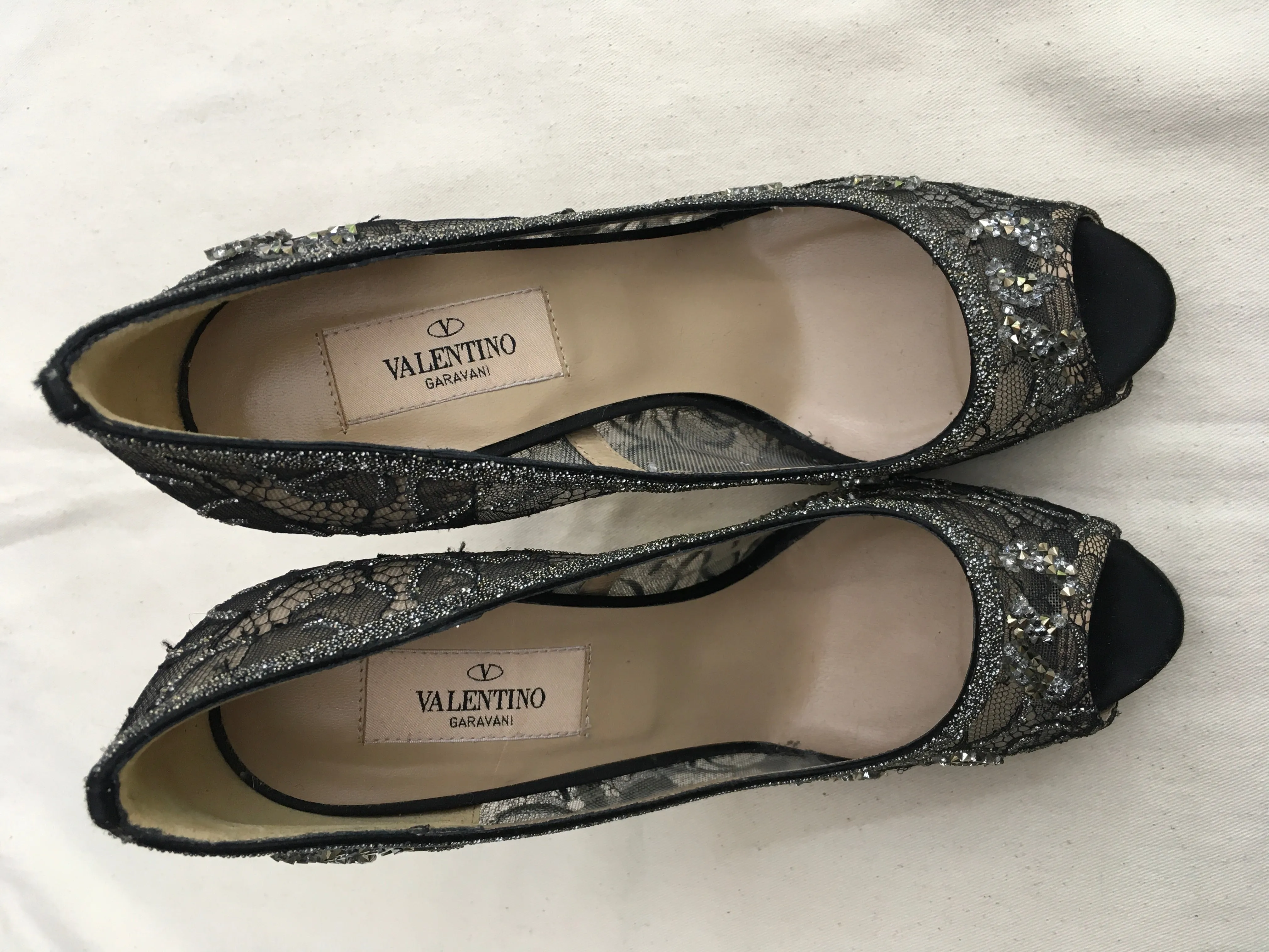 Valentino Women's Black Crystal Lace Platform Pump Shoes Size 36 UK 3 US 6 ladies