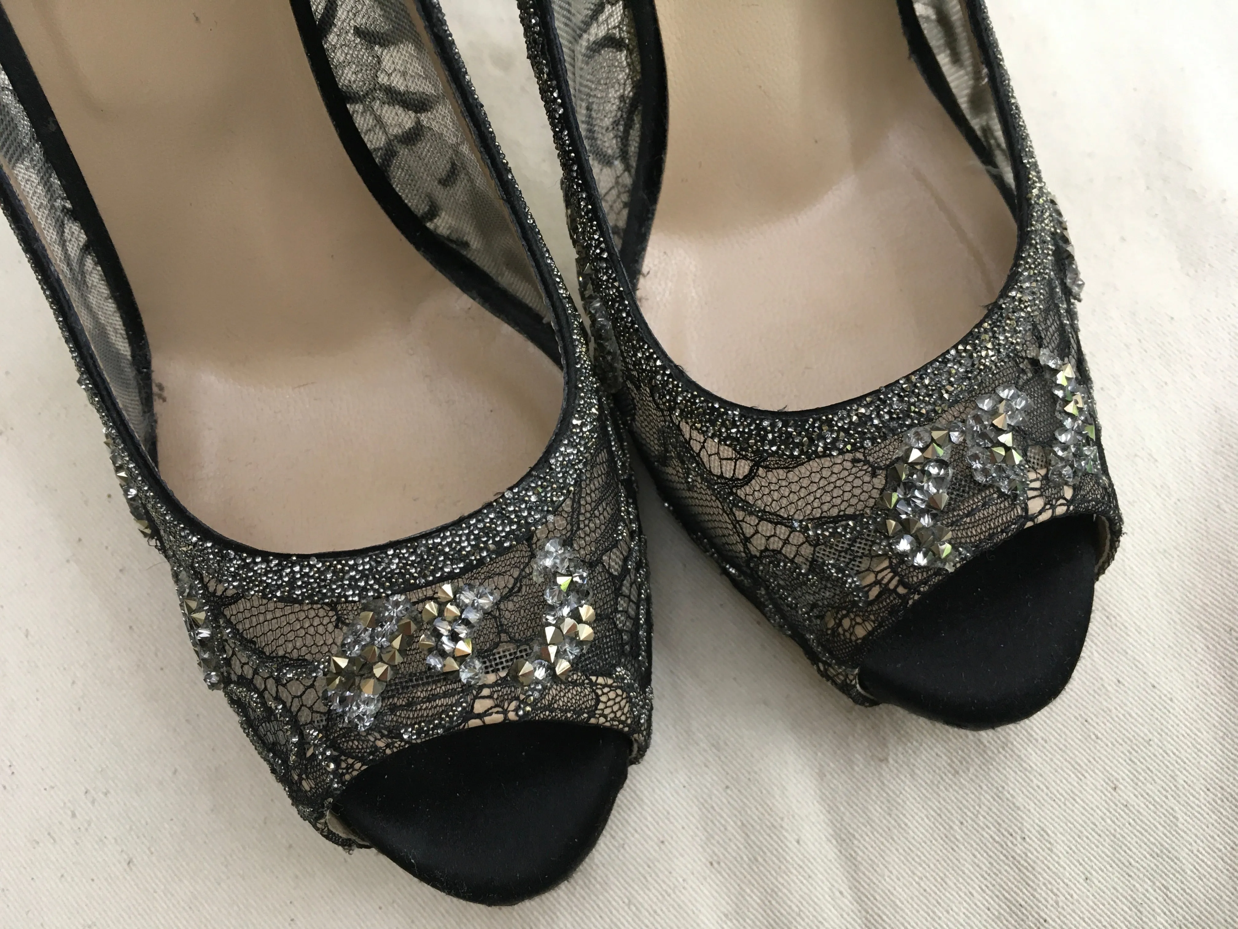 Valentino Women's Black Crystal Lace Platform Pump Shoes Size 36 UK 3 US 6 ladies