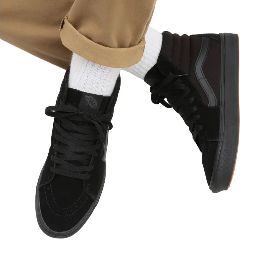 training aids Vans scarpa sneakers alta da uomo e donna Comfycush Sk8-Hi vn0a3wmbvnd1 nero-nero