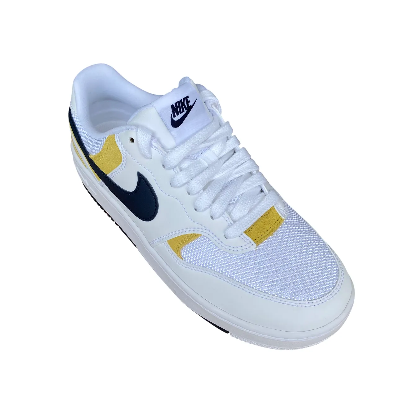 running on a treadmill at the gym shoes Durable Rubber Composite Nike HJ5997-101 Gamma Force Bianco-Giallo - Sneakers Donna Platform