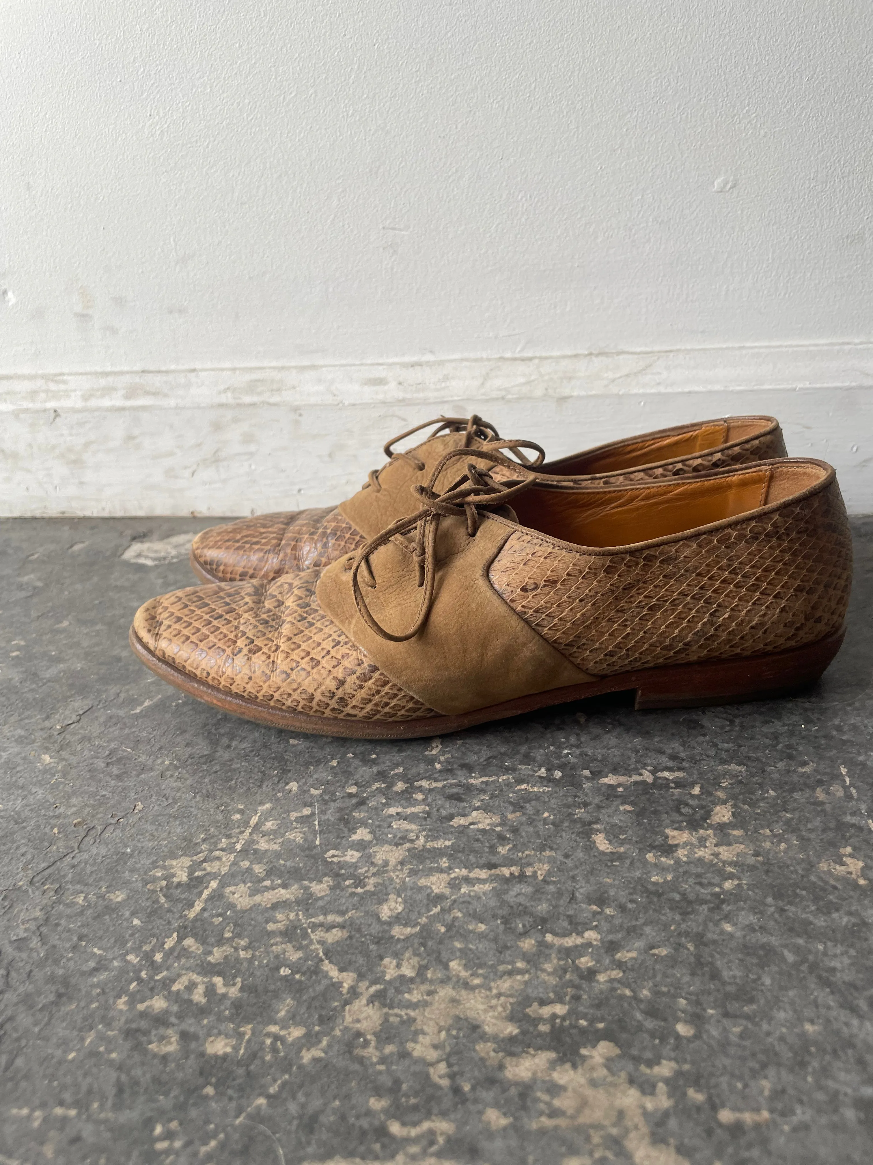 Vintage Joan & David Brown Snakeskin oxfords Size 8