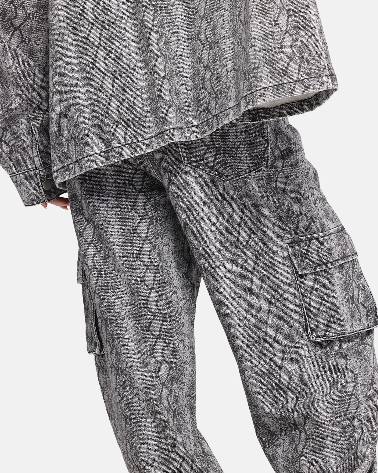 Modern Waist Smart Casual XXIII Snake Skin Cargo Pants Black Snake Print