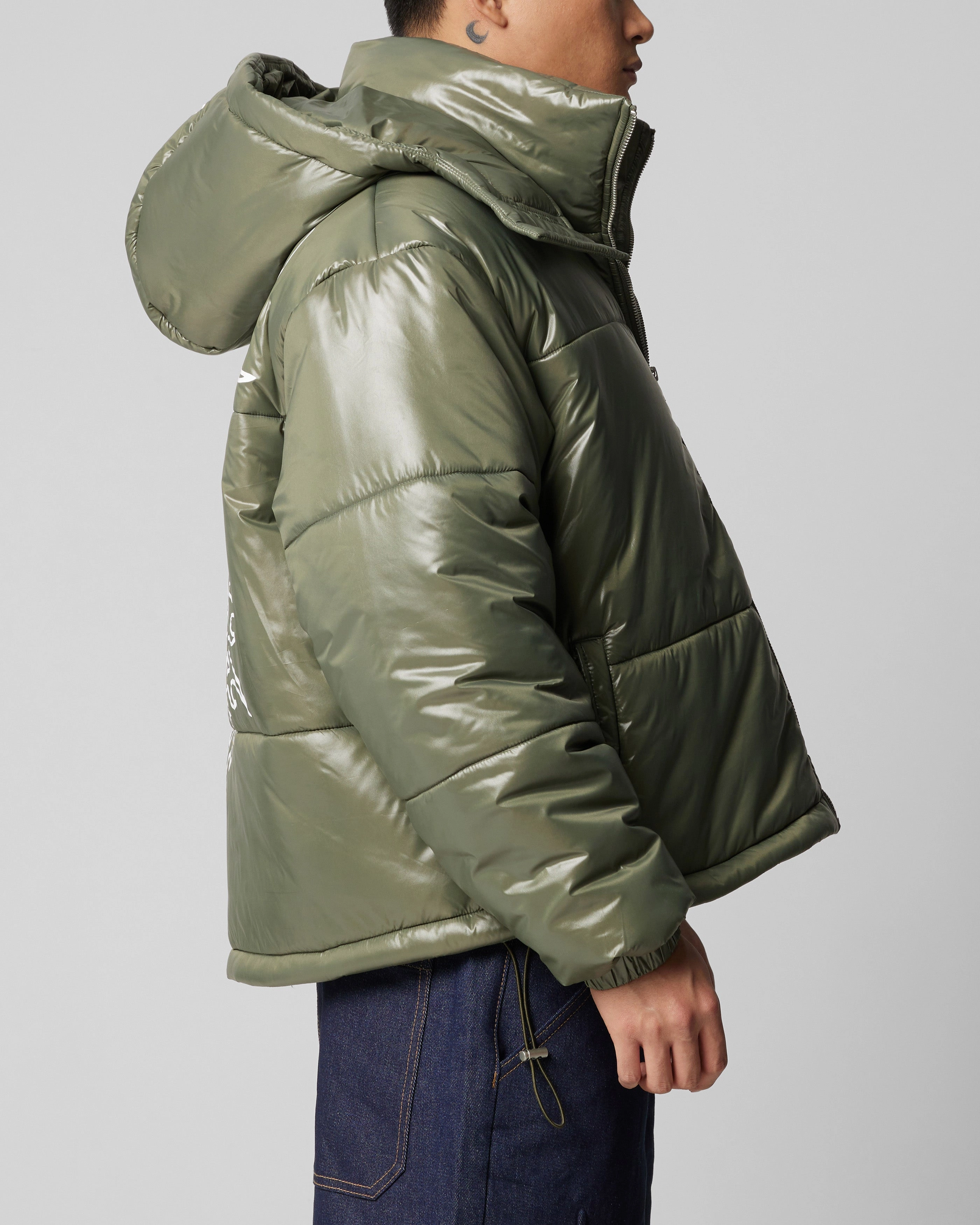 Loiter Star Born Puffer Jacket Green Bonnet Mindfulness