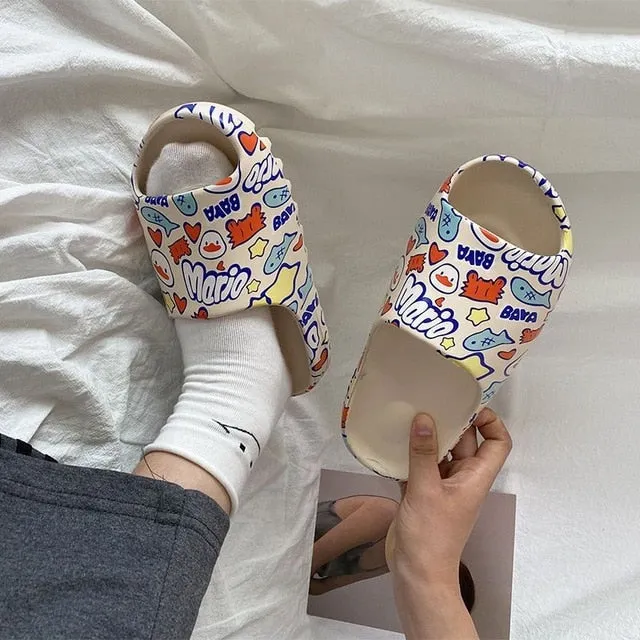 WEH 2020 Luxury brand Slides Men Shoes Slippers Indoor House slippers Graffiti Casual Beach Slipper EVA Quality Cartoon Shoes