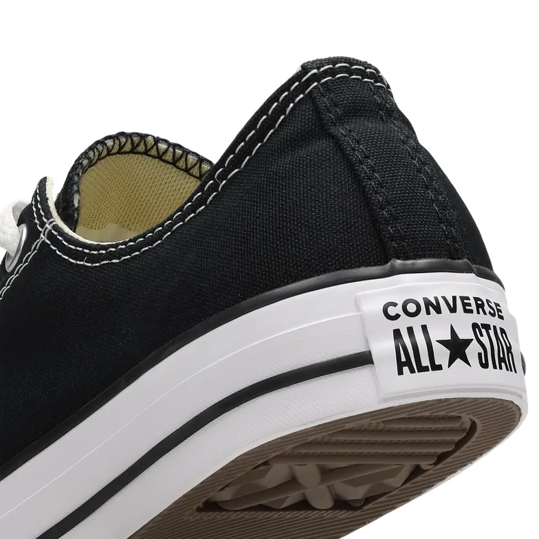 running with a low - top design Converse All Star Chuck Taylor OX Unisex Tela M9166C | Sneakers nera