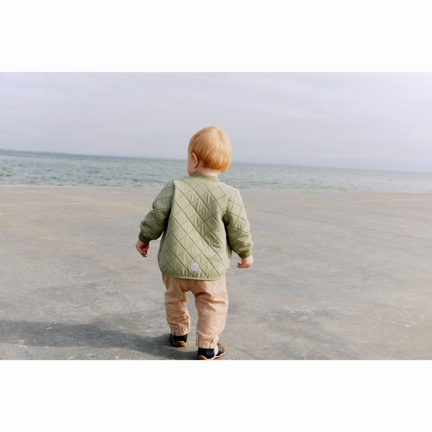 Packable design Wheat Green Tea Thermo Jacket Loui