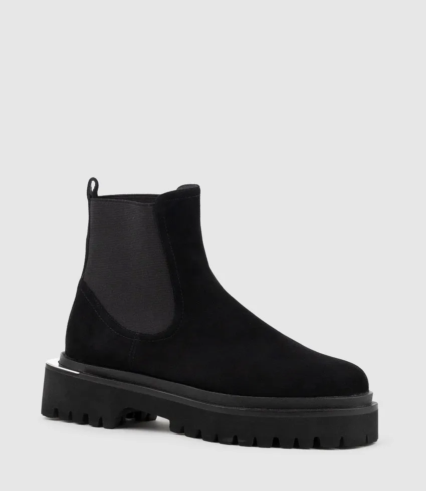 WILMOTT Chukka Boot on EVA Sole in Black Suede