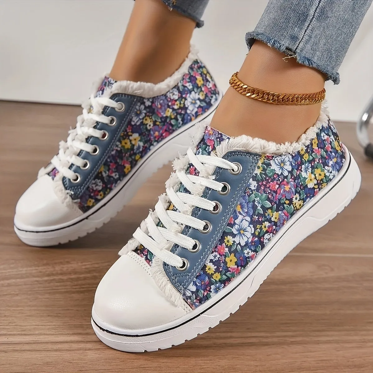 Women's Floral Printed Canvas Sneakers