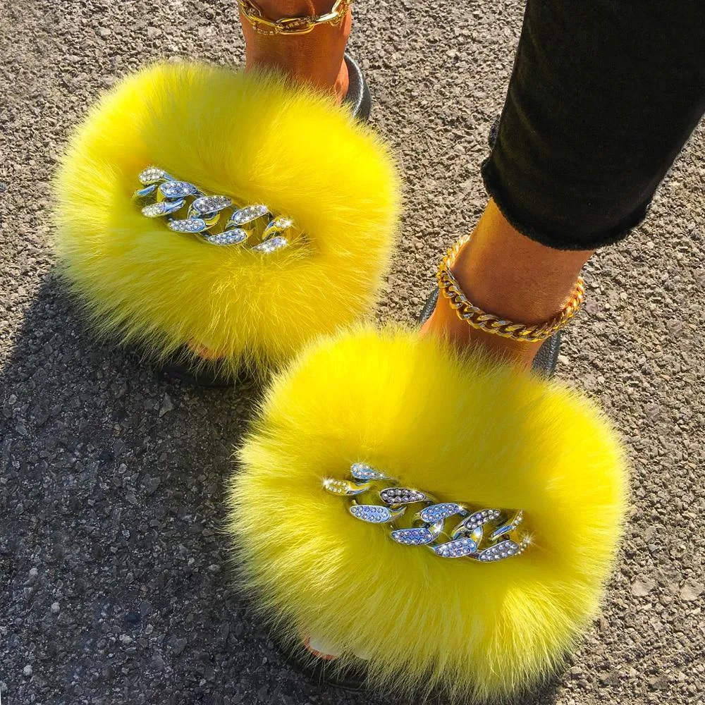 Women's Fluffy Fur Slippers W/ Chain Detail