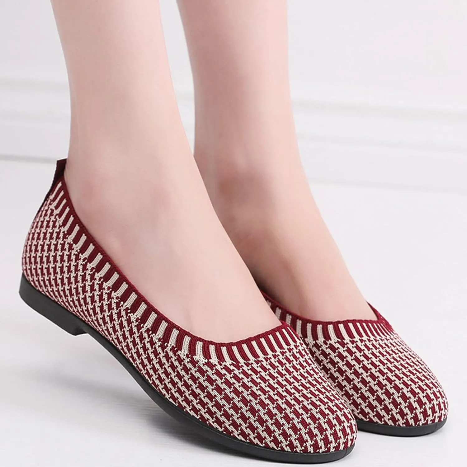 Women's Low Heel Casual Shoes Women's Woven Breathable Soft Sole Shoes Mesh Slip On Sneakers Wide Width Orthopedic Walking Sneaker