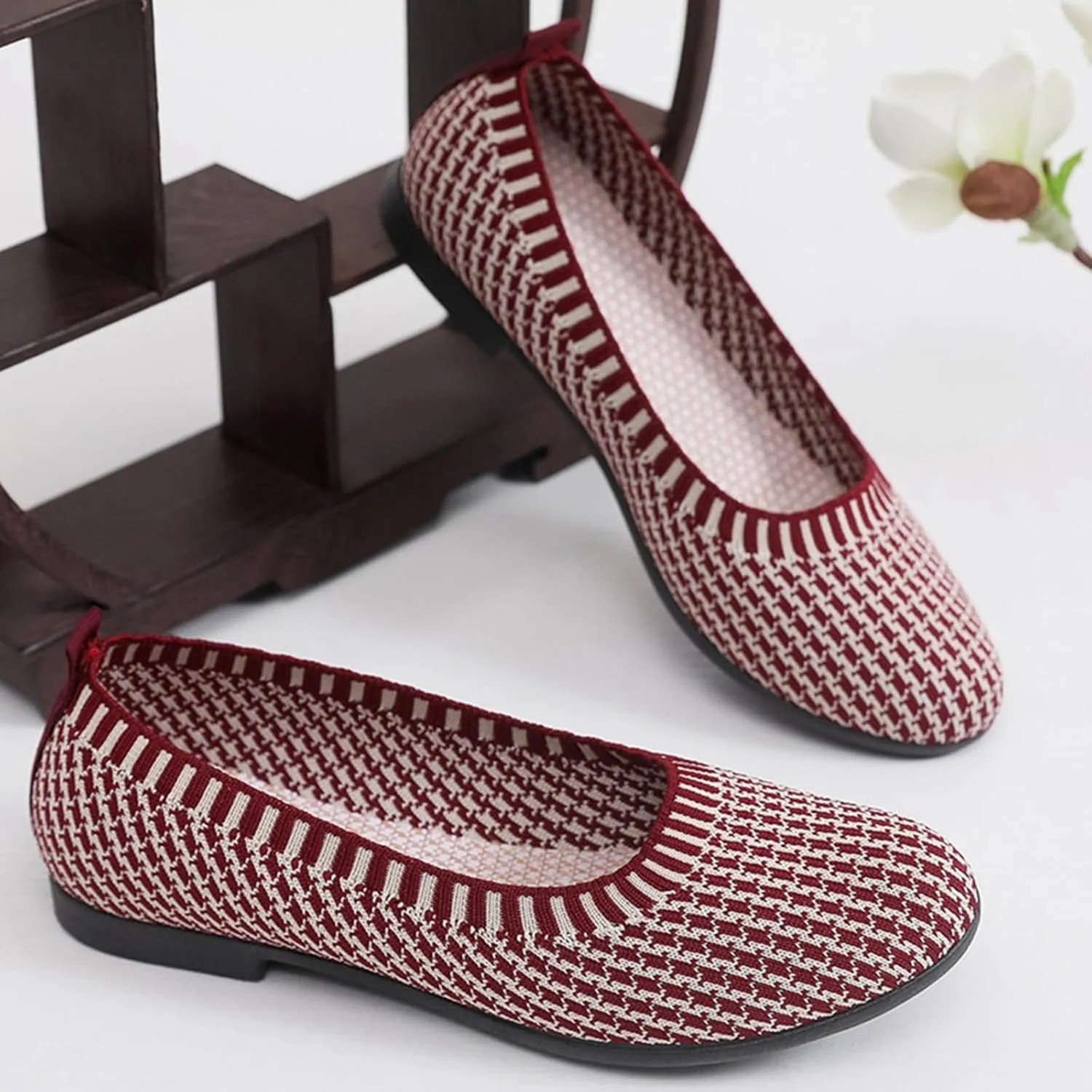 Women's Low Heel Casual Shoes Women's Woven Breathable Soft Sole Shoes Mesh Slip On Sneakers Wide Width Orthopedic Walking Sneaker