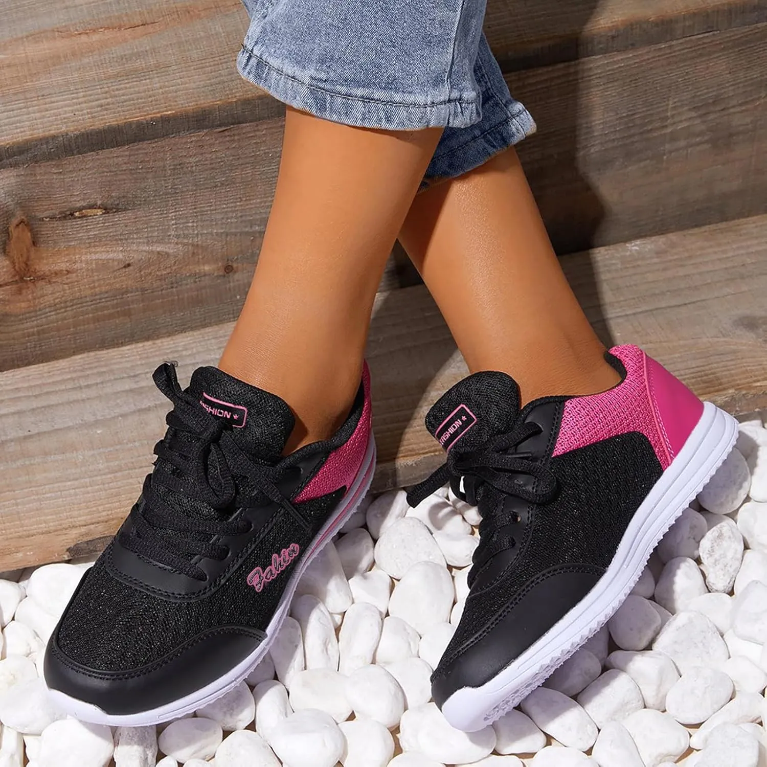 Women's Mesh Sneaker Lace Up Casual Sneaker with Arch Support Non Slip Walking Shoes Breathable Lightweight Running Shoes