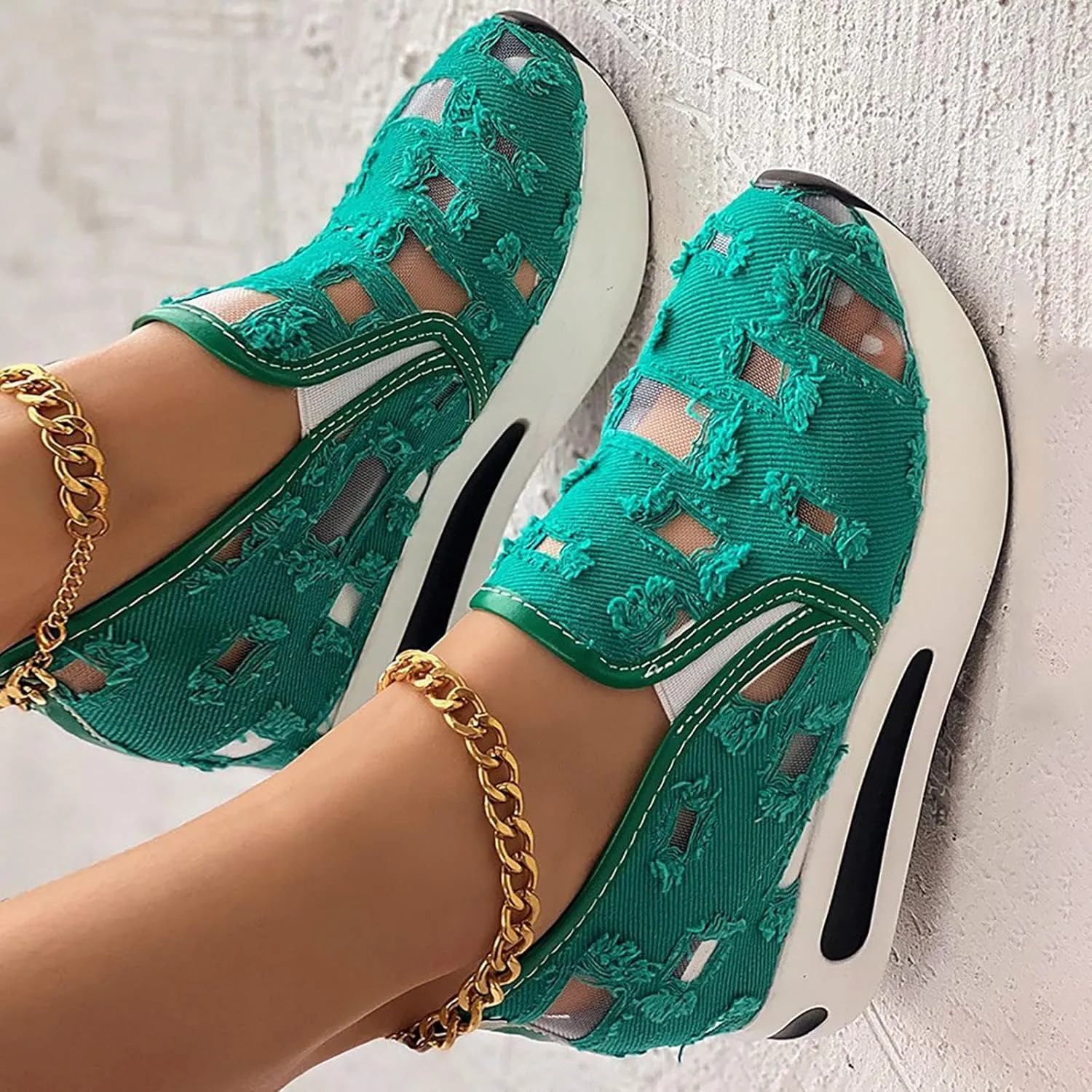 Womens Platform Sneakers Embroidery Floral Mesh Hollow Out Breathable Sneakers Chunky Sole Wedge Athletic Tennis Walking Shoes Slip On Lightweight Non Slip Work Shoes