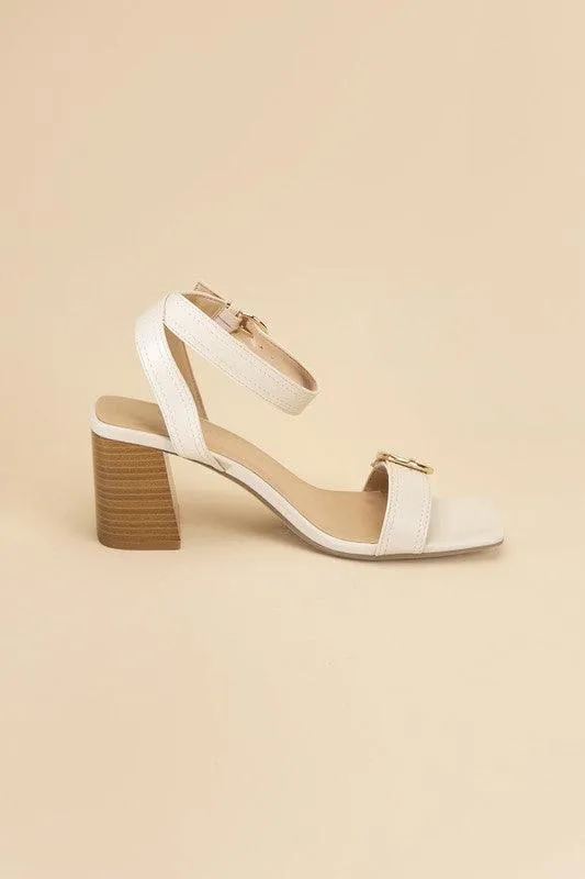 Womens Treaty S Buckle Sandal Heels
