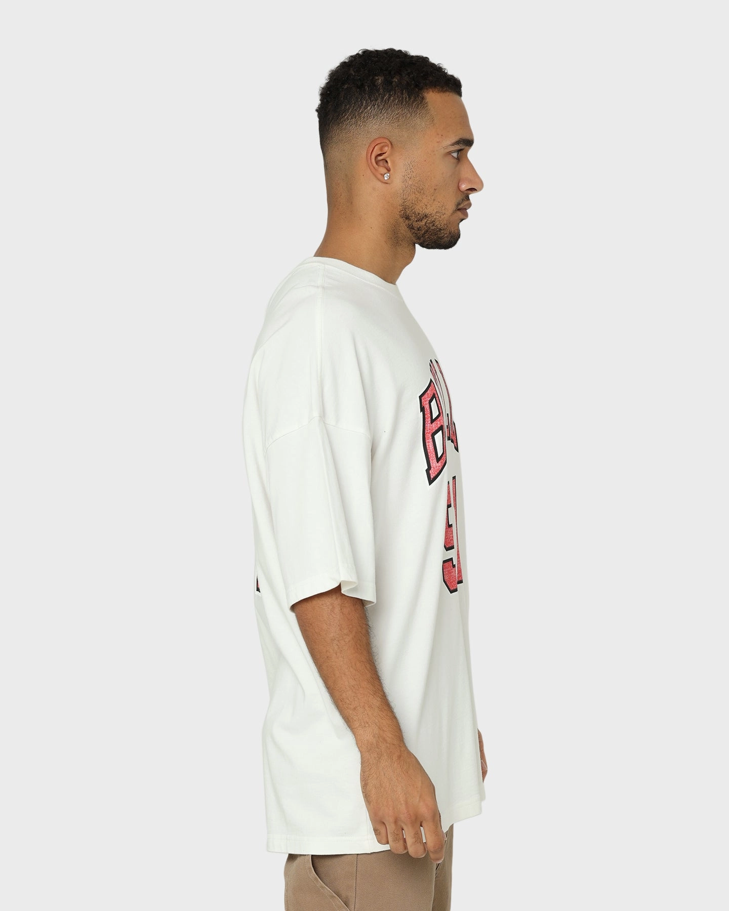 Playful Prints Elegant Detail Mitchell & Ness Chicago Bulls Dennis Rodman #91 N & N Oversized T-Shirt Vintage White