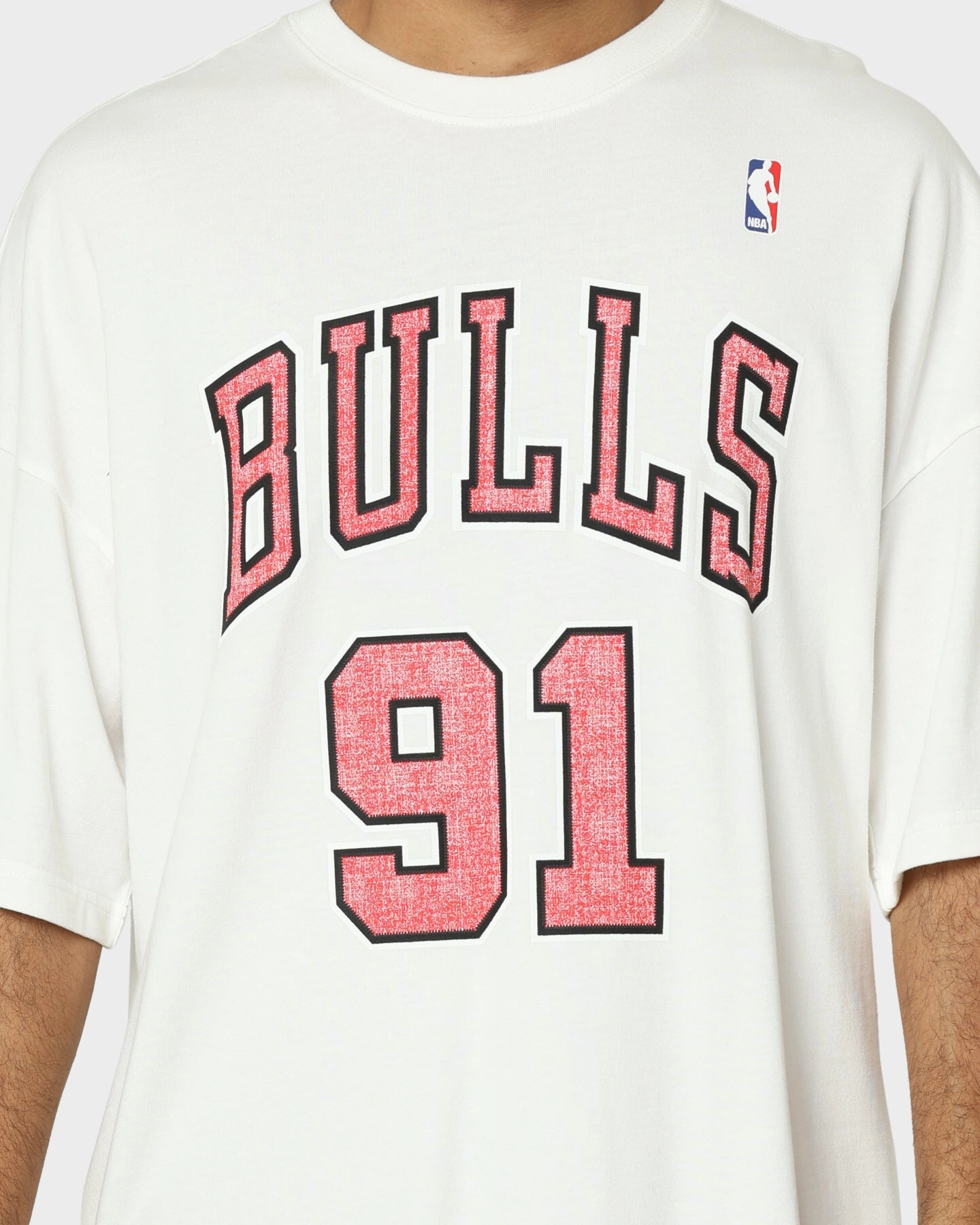 Mitchell & Ness Chicago Bulls Dennis Rodman #91 N & N Oversized T-Shirt Vintage White Chic And Comfortable Smart Outfit