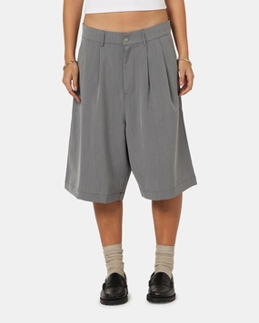 Modern Comfort Versatile Comfort Wear XXIII Baggy Pleated Shorts Grey
