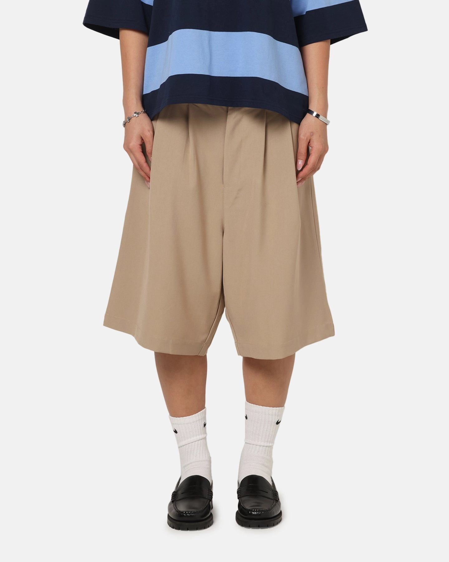 XXIII Baggy Pleated Shorts Tan Performance Design Fit Anti Pilling Finish