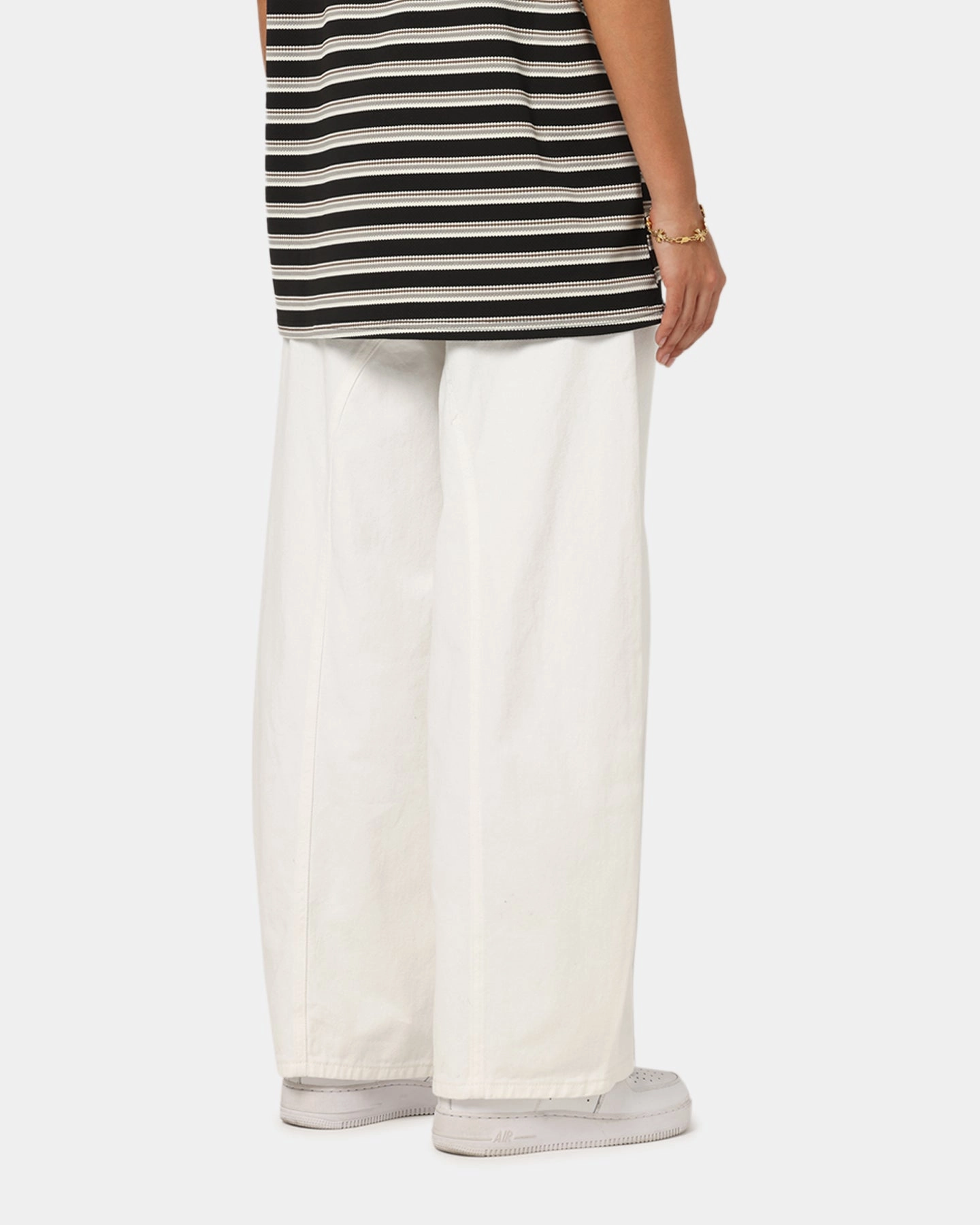 XXIII Balloon Jeans Off White Sporty Look