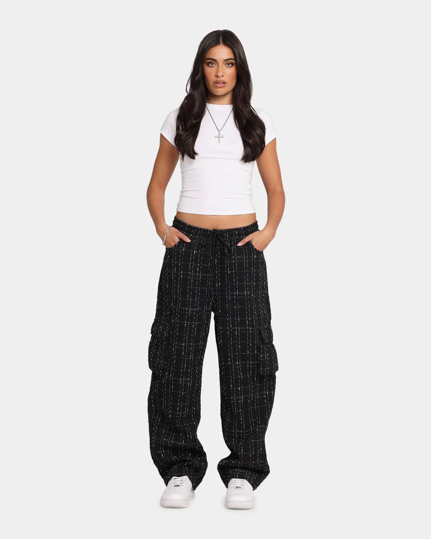 XXIII Boucle Tweed Cargo Pants Black Simple and Cozy