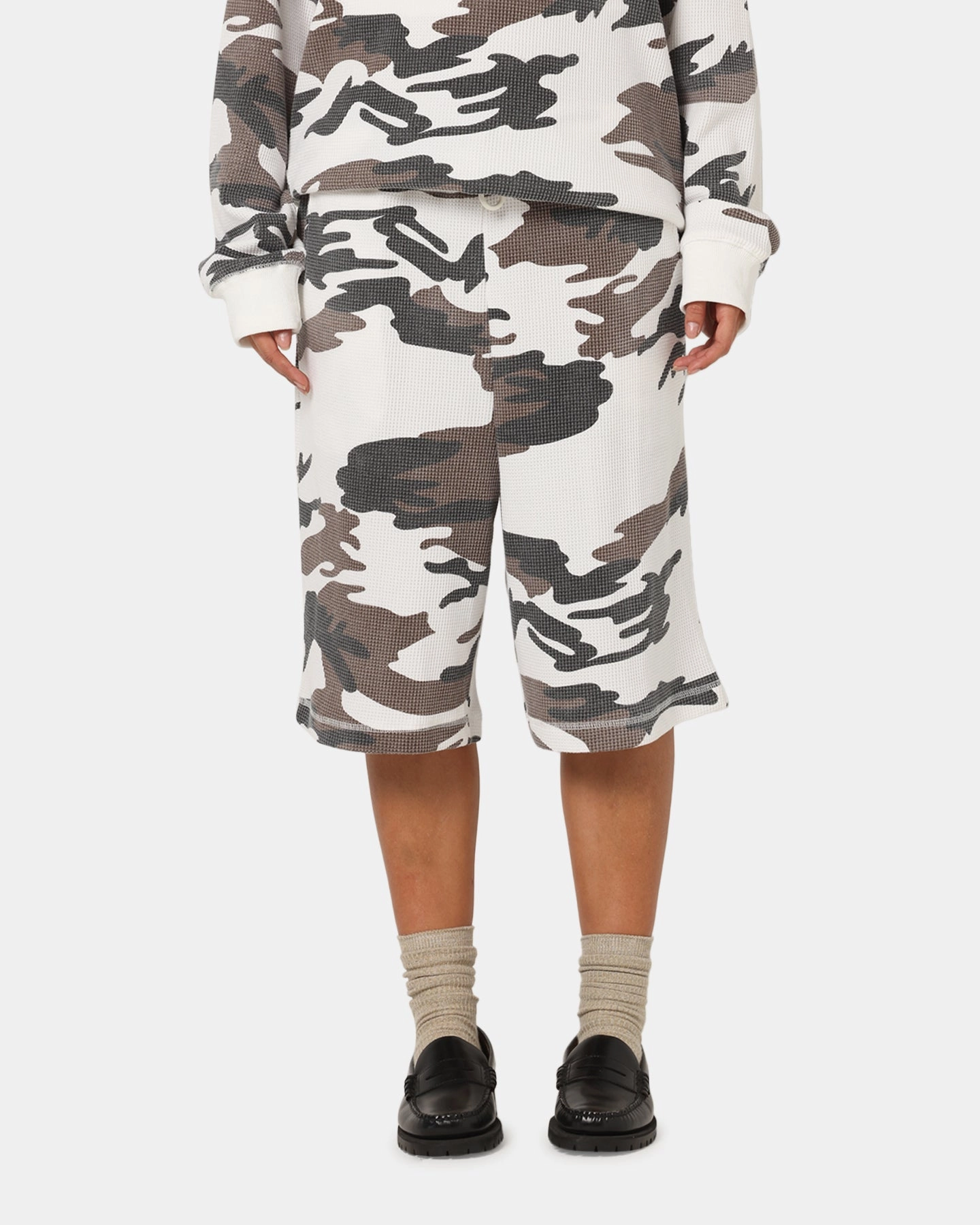 Structured fabric Performance Layer XXIII Printed Thermal Shorts Snow Camo