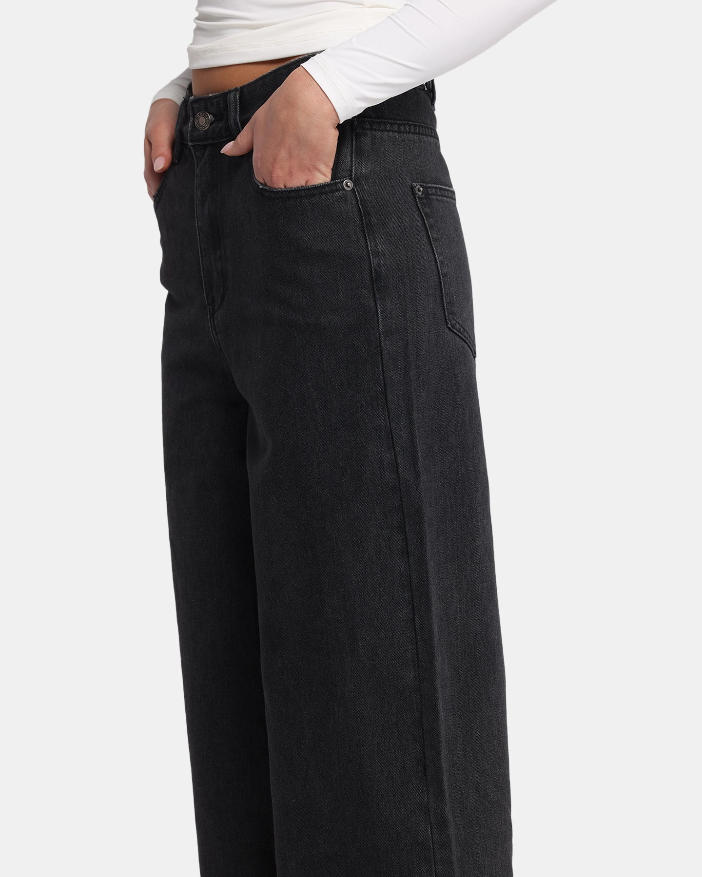 Rugged Fit Neutral Look XXIII Women's Wide Leg Jeans Washed Black