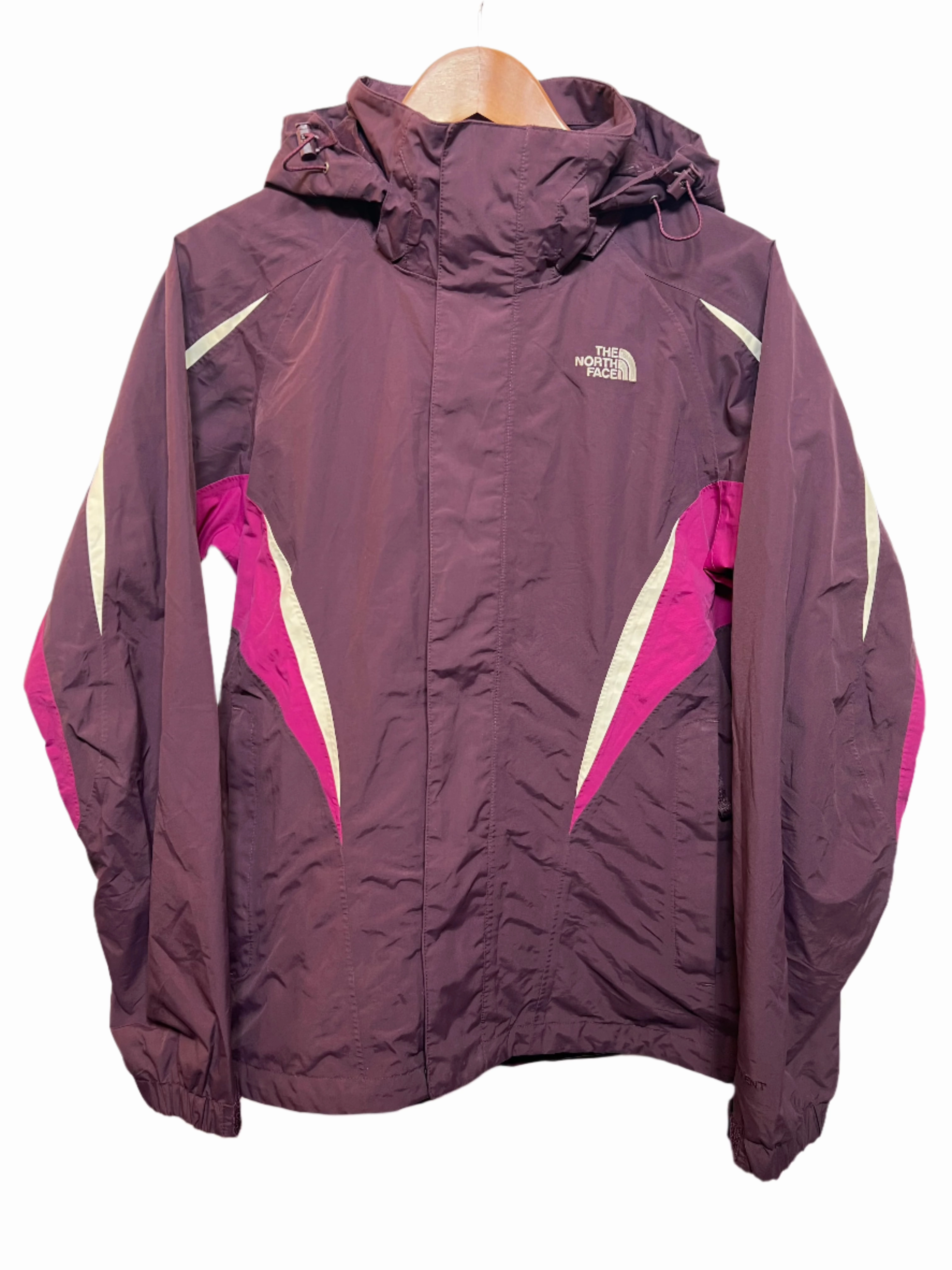 Crisp Layer Comfy Layers The North Face Women's Coat (Size M)